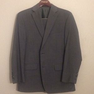 Gray men’s Calvin Klein suit 38 s